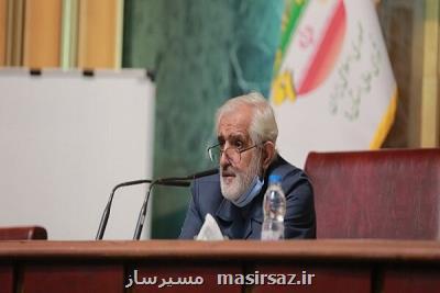 نبود شورای عالی استانها در مراکز تصمیم گیری عامل کاهش قدرت شوراها