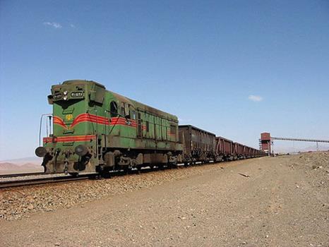 بهسازی خط آهن افغانستان بدون ماشین آلات مکانیزه راه آهن ایران ممکن نیست