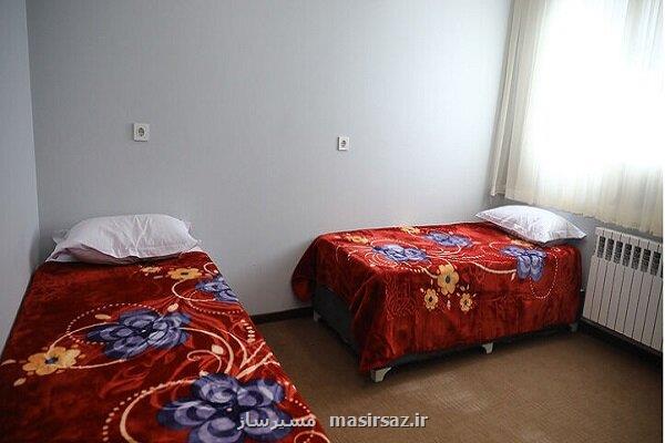 همراهان بیماران بیمارستان شهیدرجایی در همراه سرای امید پذیرش می شوند